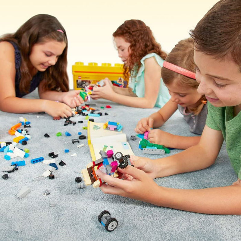 Lego Classic LEGO® Medium Creative Brick Box 10696