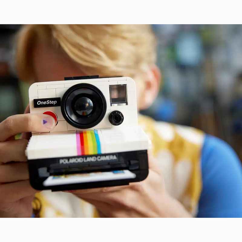 Lego Ideas Polaroid OneStep SX-70 Camera 21345